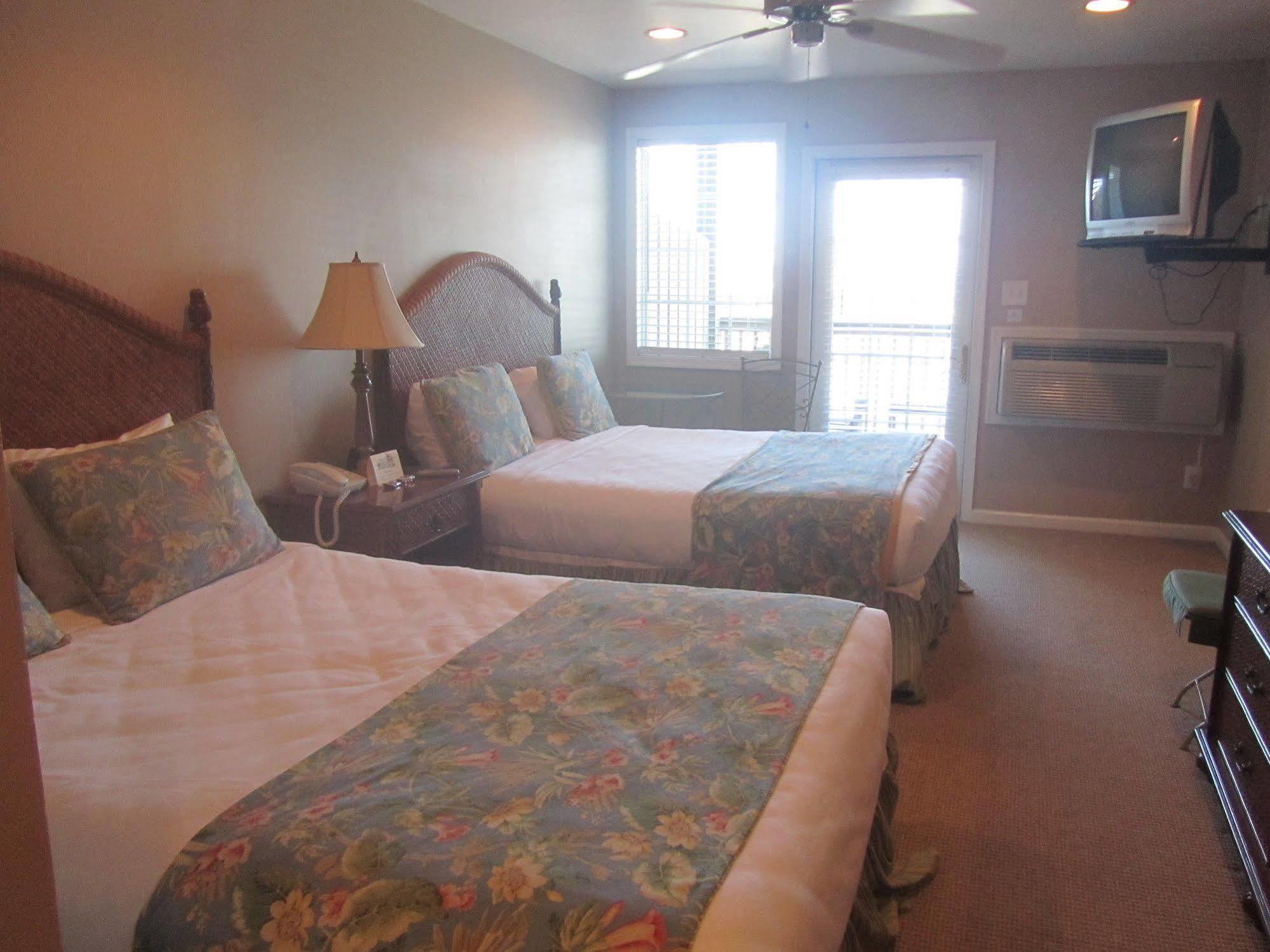 Breakwater Inn 哈特勒斯 外观 照片